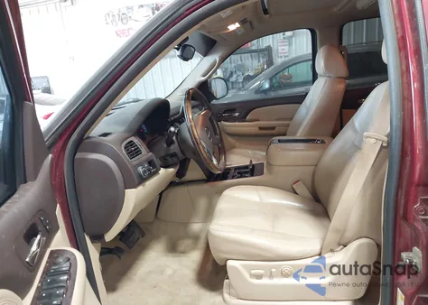 2008 GMC Yukon Denali из США, поврежденный, VIN 1GKFK63818J252259